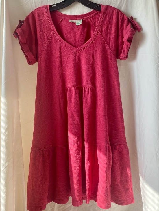 Anthropologie Dresses & Skirts - Anthropologie Red Short Sleeve Tiered Dress